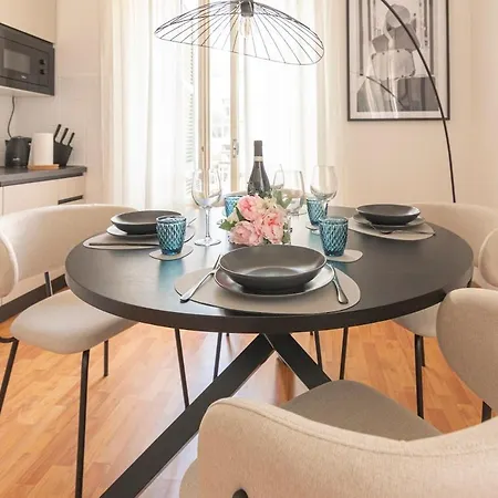 Urban Retreat And Light Sauna On King Bed * Perugia