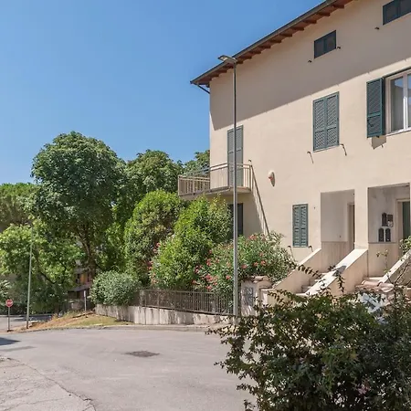 Urban Retreat And Light Sauna On King Bed * Perugia