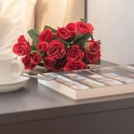 Appartement Urban Retreat And Light Sauna On King Bed Perugia