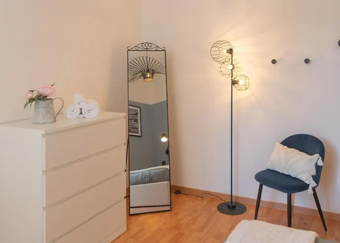 Appartement Urban Retreat And Light Sauna On King Bed